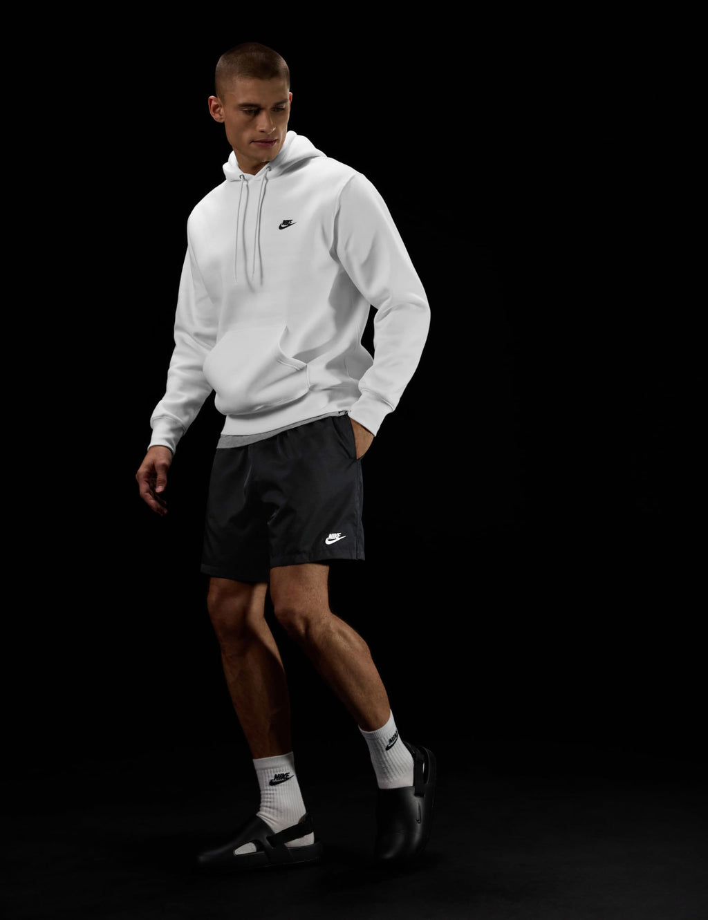 Nike Men's Club Woven Flow Shorts, Black/White, Medium