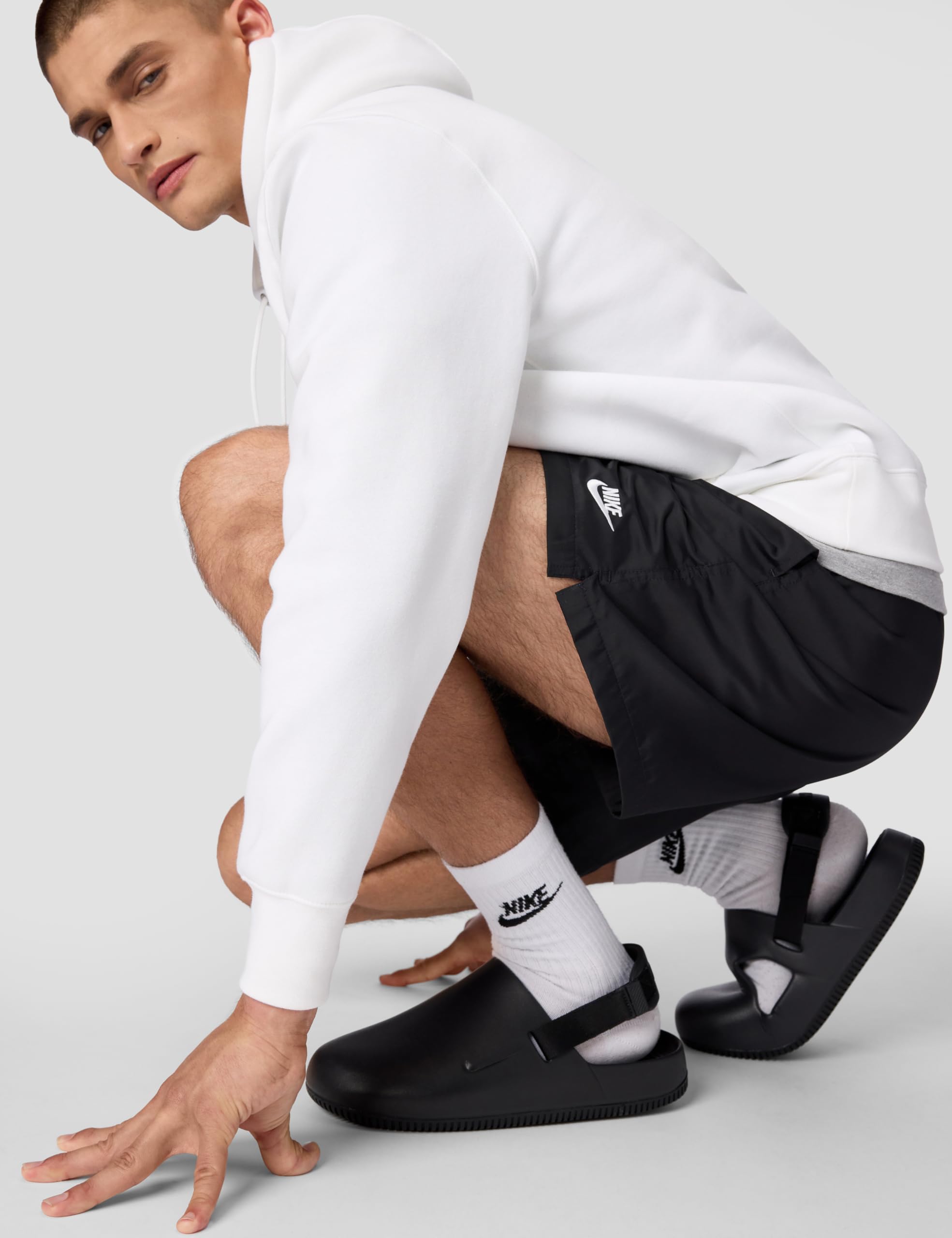 Nike Men's Club Woven Flow Shorts, Black/White, Medium