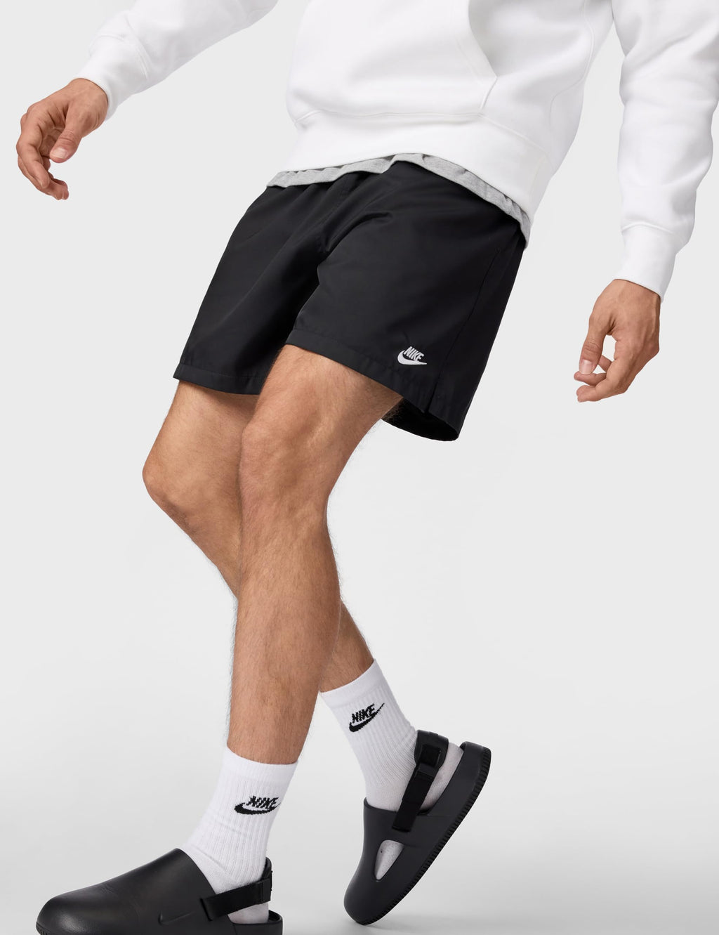 Nike Men's Club Woven Flow Shorts, Black/White, Medium